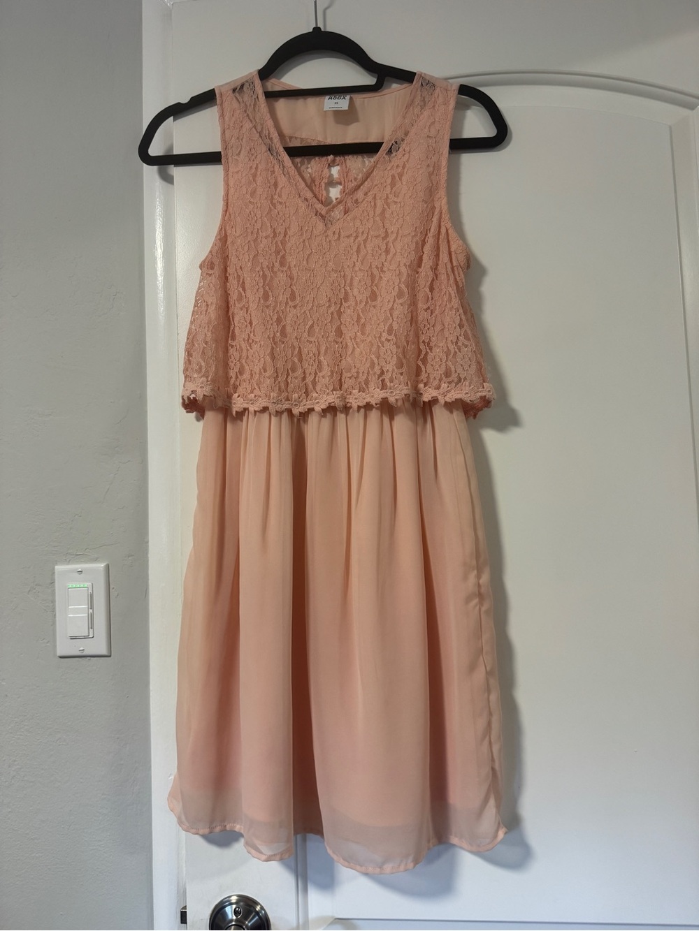 Vero Moda Pink Lace-Overlay Chiffon Party Dress